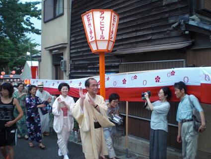 220801-kamishichikenbonodori3.JPG