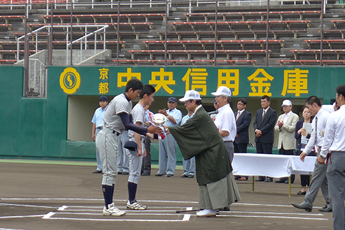 全京都大学野球トーナメント大会　開会式で激励