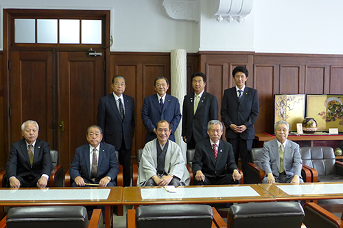 京都たばこ商業協同組合の皆さんがご来庁