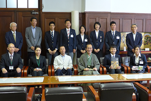 志高い若者が異国の地でご活躍！　青年海外協力隊の皆さんと懇談