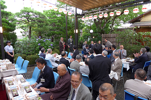 伝統の技を継承　西陣織物研究会６０周年記念式典・祝賀会