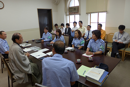 「違法駐車等防止対策事業　業務改善グループ」の皆さんとハートミーティング