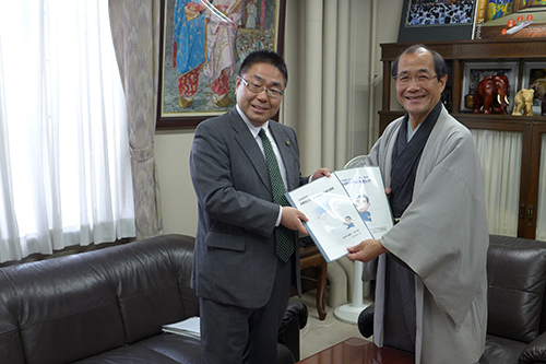 吉田 たかお 議員から「ふん害対策」及び「まちなか自転車走行環境」に関する提言をいただきました