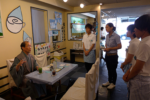 安全でおいしい水道水をＰＲ！　　京（みやこ）の水カフェ×龍谷大学