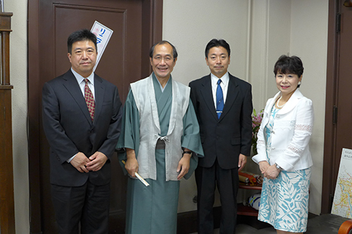 万華鏡ミュージアムで二人展開催中　日下部 雅生さん　今井 裕之さんらがご来庁