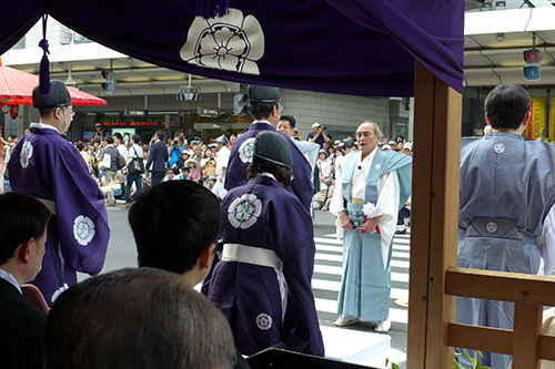 祇園祭・先祭　山鉾巡行　くじ改めの奉行役を務めました