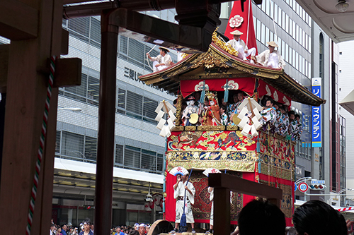 祇園祭・先祭　山鉾巡行　くじ改めの奉行役を務めました