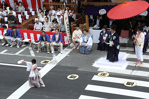 祇園祭・先祭　山鉾巡行　くじ改めの奉行役を務めました