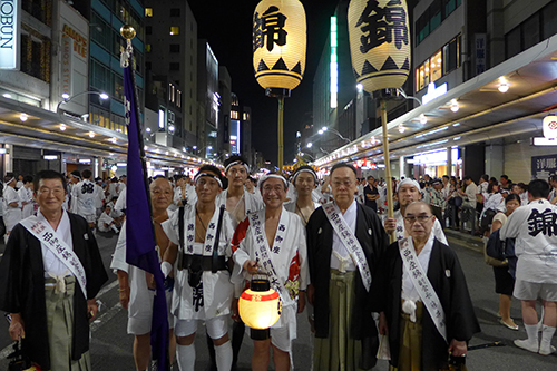 氏子の皆さんの熱い情熱と心意気を実感　祇園祭 神幸祭