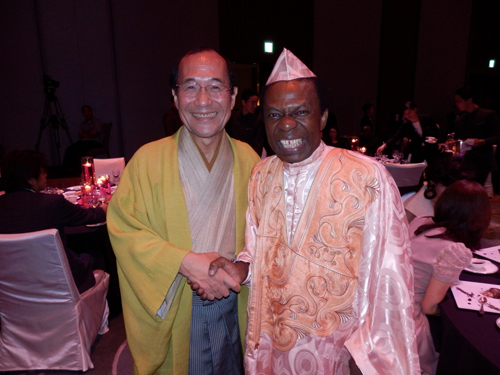 コシノ ジュンコさんらとじっくり懇談