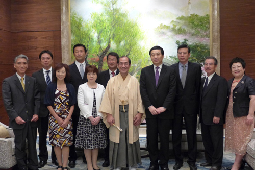 更なる交流促進を誓い合う　朱民陽 揚州市長と会談