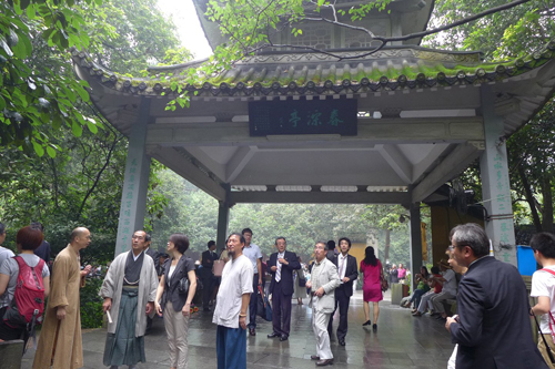 京都と杭州の宗教による縁を強く実感　隠雲寺を訪問