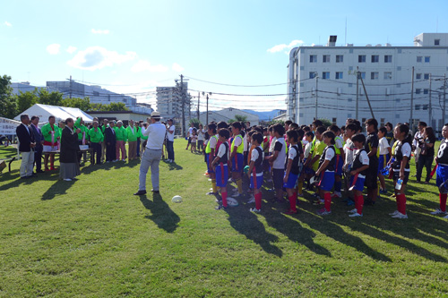 将来のラガーマン　小学生タグラグビー選手権大会 ４００名の熱戦が繰り広げられました