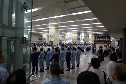 日本初！　京都駅ですべての鉄道事業者と地域等で大規模災害避難誘導合同訓練　深夜１時から６３０名参加