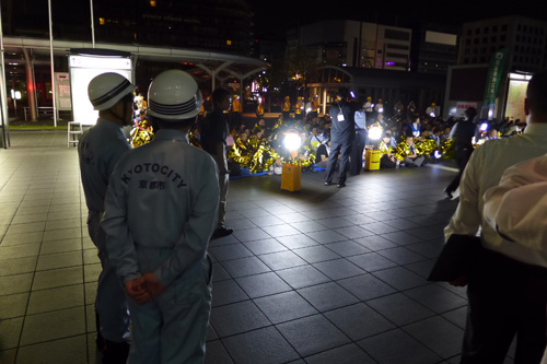 日本初！　京都駅ですべての鉄道事業者と地域等で大規模災害避難誘導合同訓練　深夜１時から６３０名参加