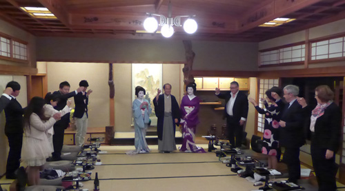 日本酒文化を発信　酒サムライサミット