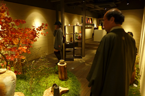 庭と陶芸の調和　中田 亘　陶芸展