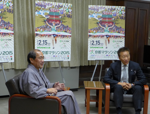 「おもてなしの心」をエディオン　久保会長と対談