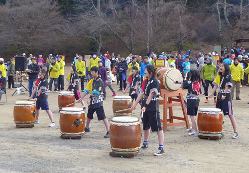 累積標高６８４ｍ　日本一ハードなハーフマラソン　高雄マウンテンマラソン初開催