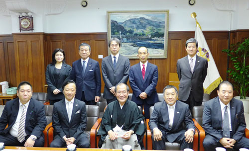 各団体のリーダーの皆さんと新年のご挨拶・懇談　共々に未来のため全力を尽くします