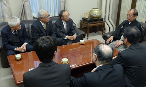 各団体のリーダーの皆さんと新年のご挨拶・懇談　共々に未来のため全力を尽くします