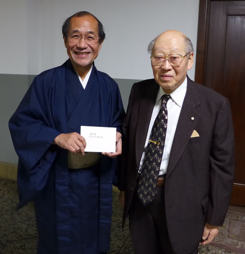フィレンツェ姉妹都市提携５０周年を迎え、笹倉 鉄平さんの展覧会をご案内　京都フィレンツェ友好協会 内田会長がお越しくださいました