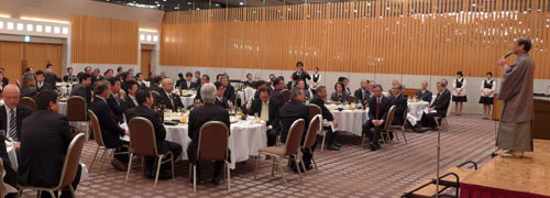 全国トップ水準の教育実践に感謝　市立中学校長会新年会