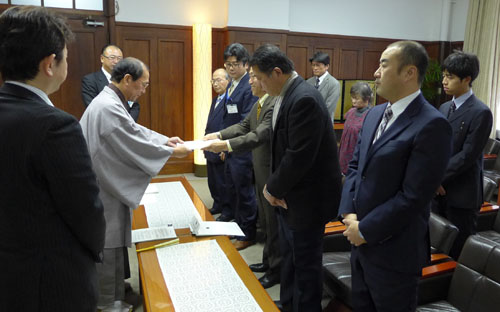 自転車総合政策元年！違法駐輪対策等から総合政策へ飛躍　世界トップレベルの自転車共存都市へ　自転車等駐車対策協議会から答申