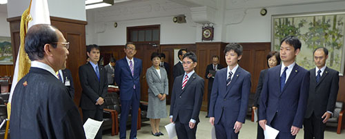 「京都創生戦略の推進」「文化庁の京都移転」「マイナンバー制度導入」等重要施策推進のため体制を整備