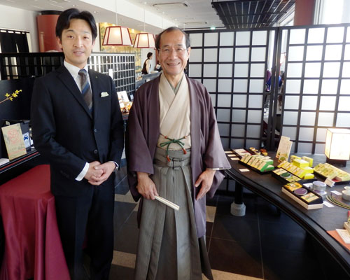 １９６の京都ゆかりの団体・事業者の皆さんのご協力で１１４の事業を展開「京あるきin東京」にご尽力　「鶴屋吉信」「西利」「福寿園茶寮」「日本橋三越本店」「琳派名品展」「カフェコムサ」「八芳園」