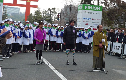 感動のゴール！　皆さんをお出迎え「京都ありがとう！」「京都最高！」「楽しかった！」