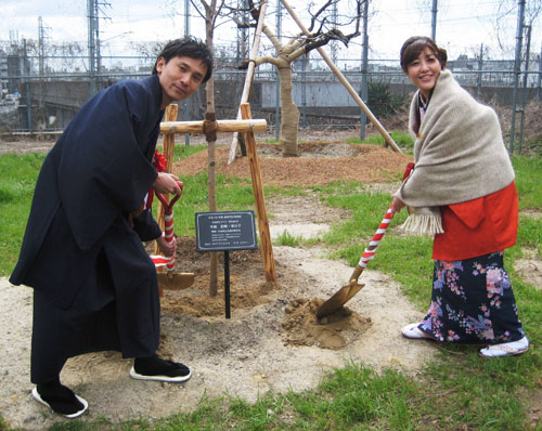 京都婚活でご成婚　中嶋さんご夫妻が京都市記念植樹奨励事業・植樹式にご参加