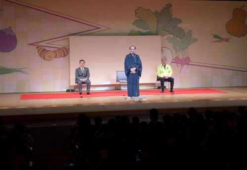京都の花街の文化は日本の宝！　京都の子どもたちを「京おどり」に招く会 鴨川ライオンズ、宮川町お茶屋組合・芸妓組合の皆さんに深謝