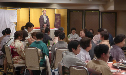 きものの魅力を発信　「遊心同人会」きものの集い