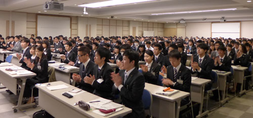被災地支援の貴重な経験を新規採用職員等へ伝達　復興支援活動報告会