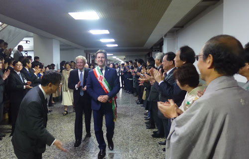 ようこそ京都へ　ナルデラ市長はじめフィレンツェ市代表団の皆さんと懇談