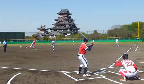 伏見桃山城運動公園野球場がリニューアル　完成記念式典