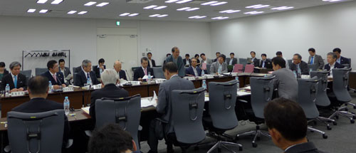 国家予算で教育予算を確保　内閣教育再生実行会議第三分科会