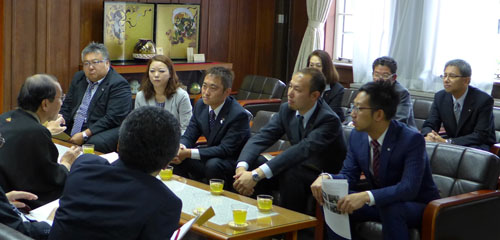 京都経済の屋台骨を支える　京都青年中央会新役員の皆さんと懇談