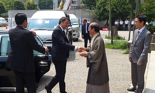 マッテオ・レンツィ　イタリア首相ご一行がご入洛　全国初の自治体訪問に京都市役所へ　２年前の約束を果たしていただきました　感激！感謝！