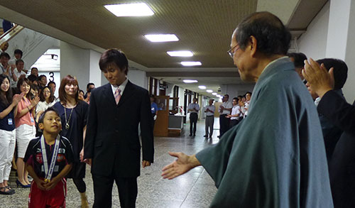 全日本小学生卓球大会２連覇！　松島 輝空君に京都市スポーツ大賞表彰
