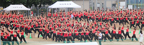 ギネス新記録！　６１６人が５分以上息の合った創作ダンスを披露！　京都学生祭典・世界への挑戦in伏見