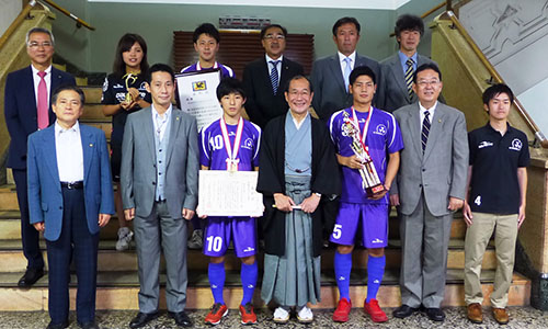 同志社大学フットサルクラブＴＲＥＢＯＬ（トレボル）　全日本大会優勝！　「京都市スポーツ大賞」贈呈